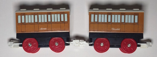 1994 annie clarabel europe thomas_the_tank_engine tomy tomytrain toy train // 3329x1208 // 1.1MB