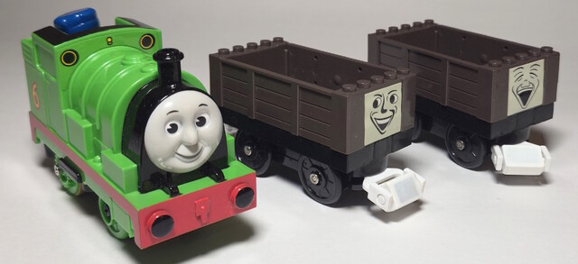1997 doll europe percy power_car thomas_the_tank_engine tomy tomytrain toy train troublesome_trucks uk // 5033x2307 // 2.1MB