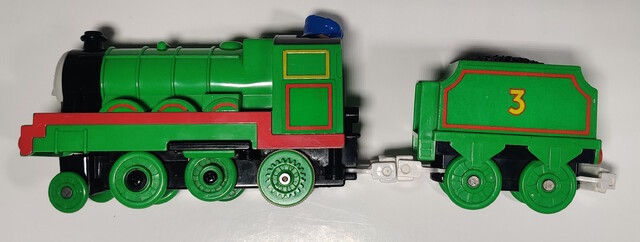 europe henry power_car thomas_the_tank_engine tomy tomytrain toy train // 2669x1008 // 750KB