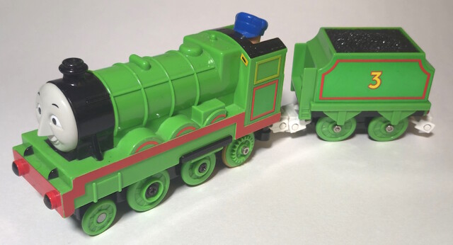 doll henry power_car tender thomas_the_tank_engine tomy tomytrain toy train // 5399x2919 // 3.1MB