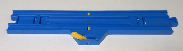 1979 japan p_blue_train_set plarail rail stop_rail tomy toy // 4401x1242 // 983KB
