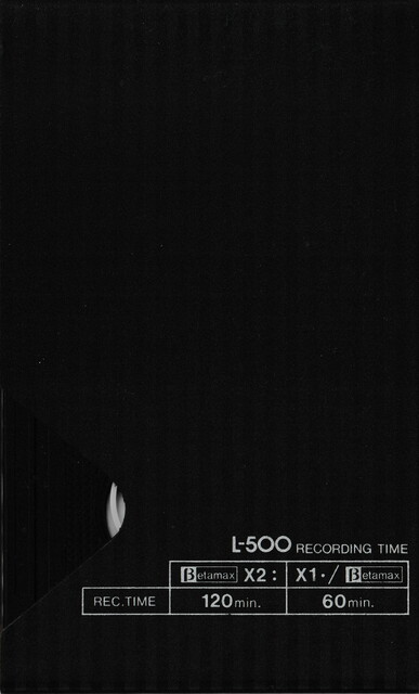betamax case l500 north_america ntsc rear scan sony tape // 2273x3755 // 5.7MB
