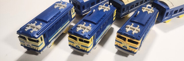 blue_train new_power old_power p_blue_train plarail tomy toy train // 3703x1243 // 1.8MB