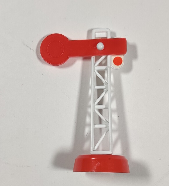 accessory germany junior_express junior_express_4545 signal stelco toy // 1305x1435 // 264KB