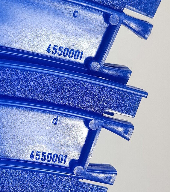 curve_rail germany junior_express junior_express_4545 rail stelco tooling_mark toy // 1113x1254 // 561KB