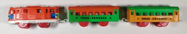 ef58 germany junior_express junior_express_4545 old_power passenger_car power_car stelco tomy toy train // 2904x533 // 325KB