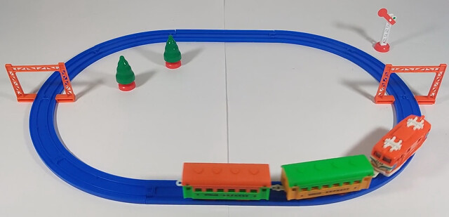 accessory catenary ef58 germany junior_express junior_express_4545 old_power passenger_car power_car signal stelco tomy toy train tree video // 1584x766, 11.7s // 2.8MB