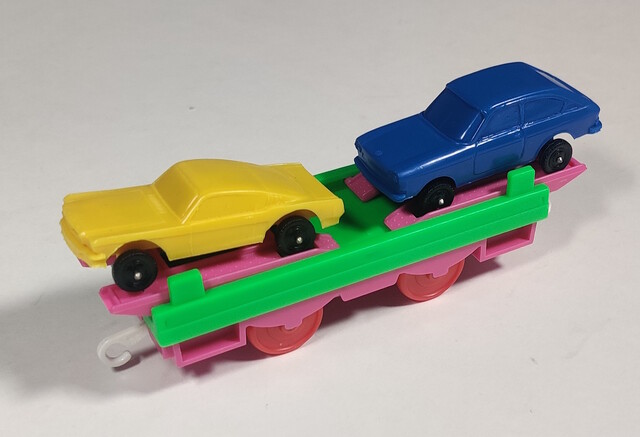 car car_carrier germany junior_express junior_express_4570 stelco toy train // 1884x1285 // 349KB
