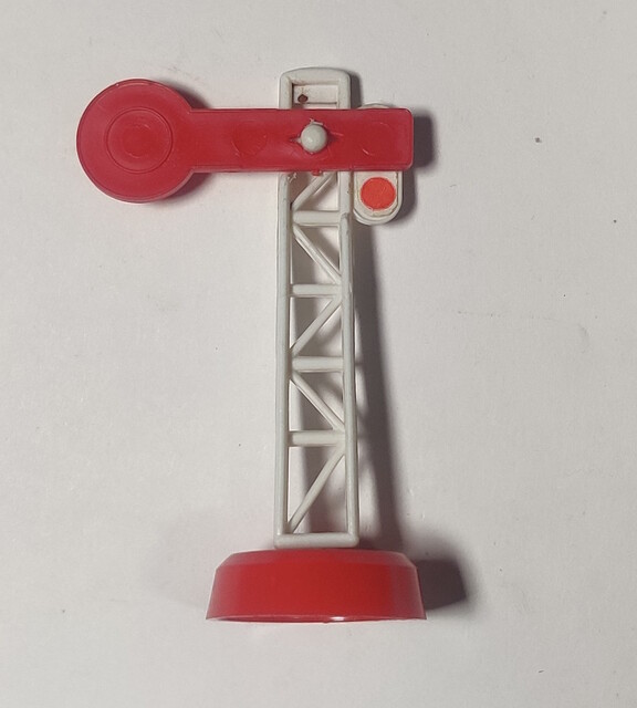 accessory germany junior_express signal stelco toy // 1118x1243 // 193KB