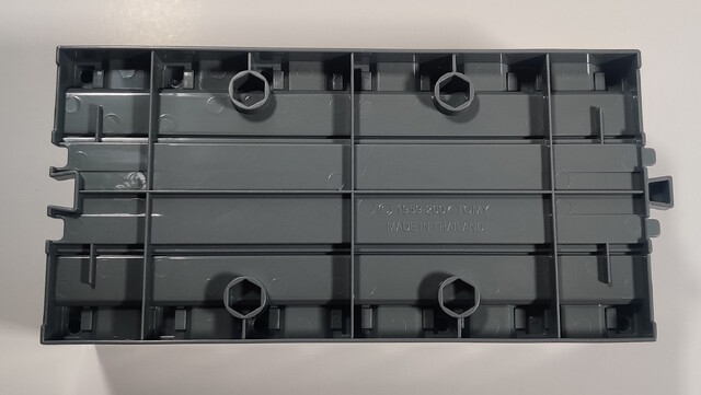 accessory p_subway_rail_set plarail subway_tunnel tomy toy tunnel // 2439x1377 // 546KB
