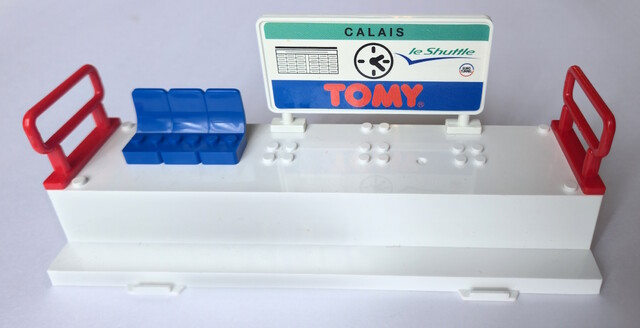 1995 accessory europe sign station tomy tomytrain toy tt_le_shuttle // 7477x3833 // 5.0MB