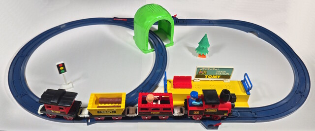 accessory caboose doll hopper_car log passenger_car power_car rail set signal station tomy tomytrain toy train tree tt_tomytrain_1 tunnel // 7865x3270 // 5.7MB