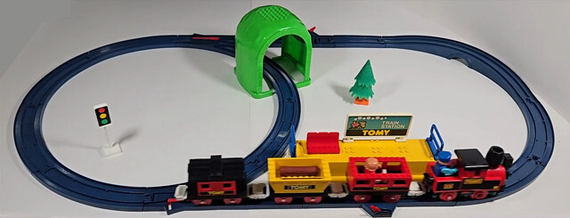 accessory caboose doll hopper_car log passenger_car power_car rail set signal station tomy tomytrain toy train tree tt_tomytrain_1 tunnel video // 1858x714, 13.6s // 2.7MB