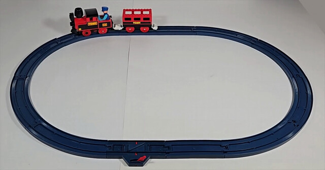 doll france passenger_car rail reversing tomy tomytrain train tt_basic_set video // 1434x752, 21.3s // 3.2MB
