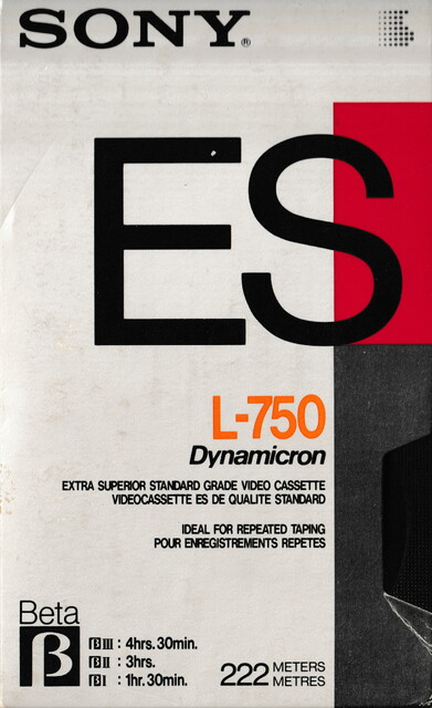 betamax es l750 scan sony tape // 2228x3650 // 4.3MB
