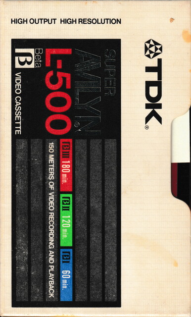 betamax case japan l500 ntsc scan tape tdk // 2256x3745 // 6.4MB
