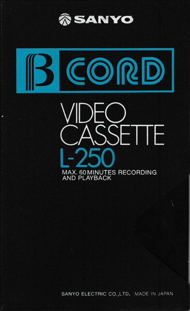 betamax case front l250 north_america ntsc sanyo scan tape // 2290x3739 // 5.1MB