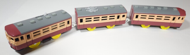 2000 457_series japan p_everybodys_choice_revival_trio plarail power_car tomy toy train // 5148x1503 // 1.6MB