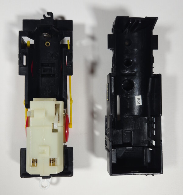 2001 battery_compartment c12 date_code europe gearbox power_car production_sticker tomica_world tomy toy train tw_steam_train_set // 3249x3458 // 2.0MB