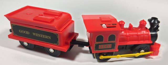 2000 north_america power_car tomy tomy_preschool_train_set toy train // 6672x2599 // 3.4MB