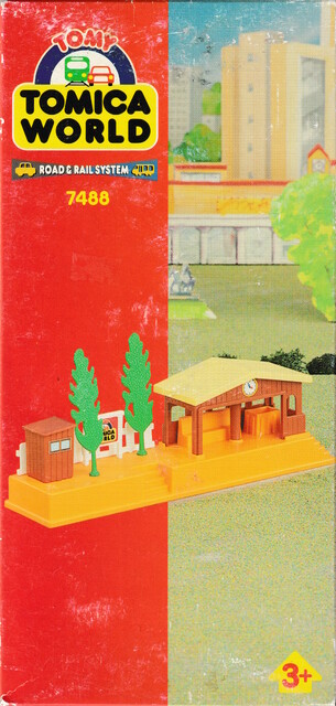 1998 accessory box front north_america p_country_station packaging station tomica_world tomy // 2828x5938 // 8.6MB