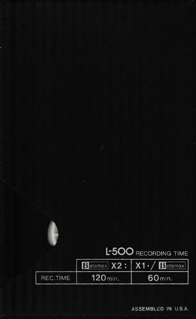 betamax case l500 north_america ntsc rear scan sony tape // 2273x3696 // 4.2MB
