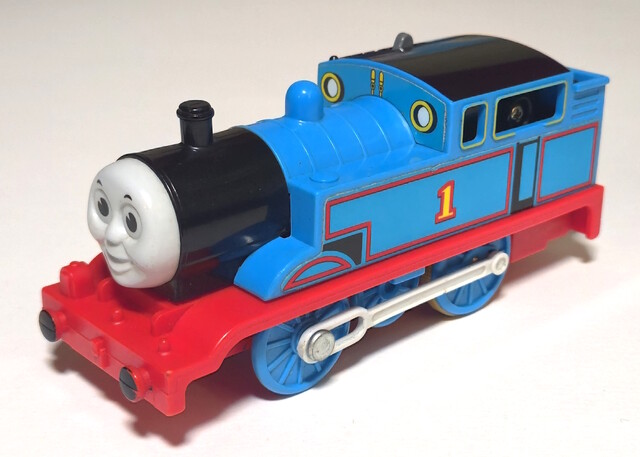2004 europe motor_road_&_rail mrr_big_race_set power_car thomas thomas_the_tank_engine tomy toy train // 3156x2255 // 1.5MB