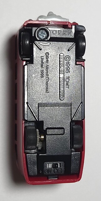 2004 bertie bus chassis europe motor_road_&_rail motor_tomica mrr_big_race_set thomas_the_tank_engine tomy tooling_mark toy // 1333x2644 // 360KB