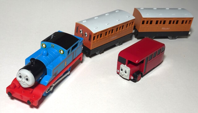 2004 annie bertie bus clarabel europe motor_road_&_rail motor_tomica mrr_big_race_set passenger_car power_car thomas thomas_the_tank_engine tomy toy train // 4217x2410 // 2.2MB