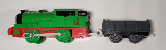 1997 bor_percy_accessory_set log_car north_america percy power_car thomas_battery_operated_railway thomas_the_tank_engine tomy toy train // 2275x690 // 391KB