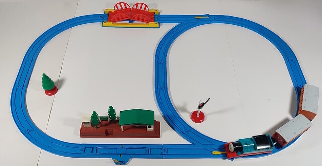 accessory annie clarabel passenger_car power_car rail set signal station thomas thomas_the_tank_engine tomica_world tomy toy train tree tw_thomas_medium_set wellsworth_station // 1379x712 // 297KB