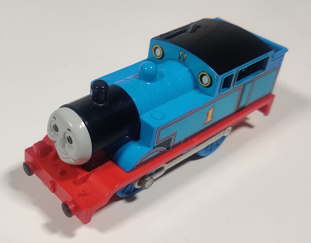 2005 motor_road_&_rail north_america power_car thomas thomas_the_tank_engine tomy toy train // 2143x1678 // 777KB