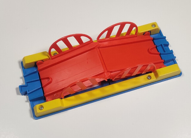 1992 accessory bridge drawbridge japan p_thomas_basic_set_(1992) plarail thomas_the_tank_engine tomy toy // 2184x1573 // 534KB