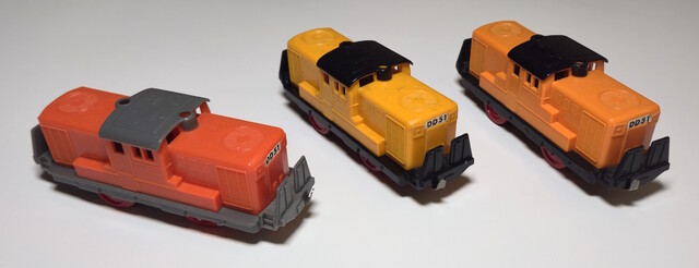 1973 1974 1976 dd51 japan old_power plarail power_car tomy toy train // 6258x2404 // 2.8MB