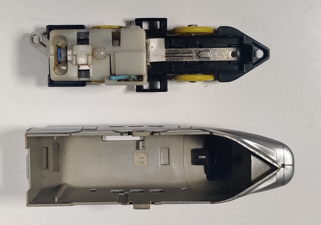 1999 date_code japan p_2_speed_tsubasa plarail power_car production_sticker sticker tomy toy train // 1908x1335 // 671KB