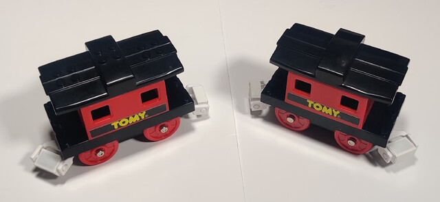 europe north_america tomy tomytrain toy train // 2411x1108 // 438KB