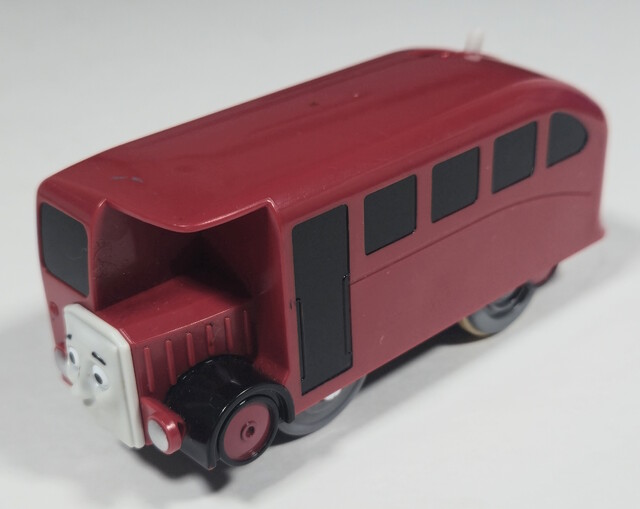 2016 bertie car face_variation japan plarail thomas_and_bertie_rainbow_bridge_set thomas_the_tank_engine tomy toy // 3484x2771 // 1.6MB