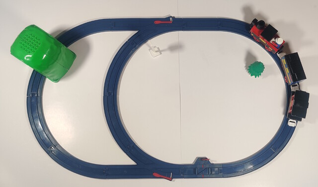 1993 north_america sign stoplight tomy tomytrain toy train tree tunnel tunnel_sound_train_set // 3025x1779 // 1.2MB