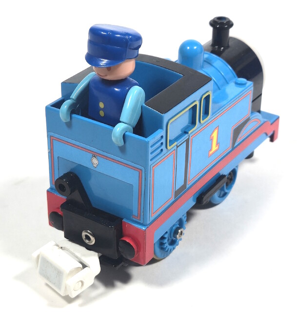 1996 doll north_america thomas thomas_the_tank_engine tomy tomytrain toy train tt_thomas_basic_set // 2227x2324 // 1.1MB