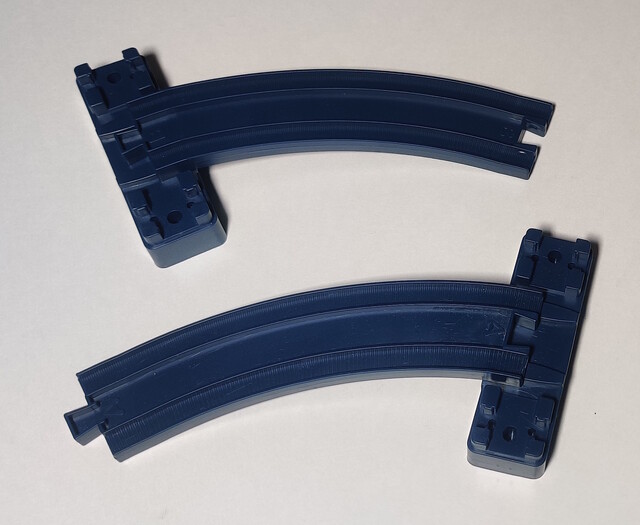 1994 rail slope_curve_rail thomas_the_tank_engine tomy tomytrain tt_thomas_deluxe_set // 1865x1529 // 712KB