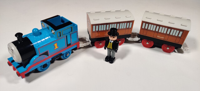 annie clarabel doll sir_topham_hatt thomas thomas_the_tank_engine tomy tomytrain toy train // 4000x1824 // 1.7MB