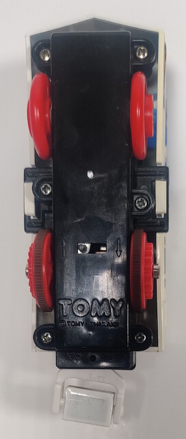 1988 chassis tomy tomytrain tomytrain_3 toy train // 867x2042 // 407KB