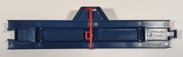 1993 molding_mark north_america rail stop_rail tomy tomytrain tt_log_n_load_set // 2851x886 // 629KB