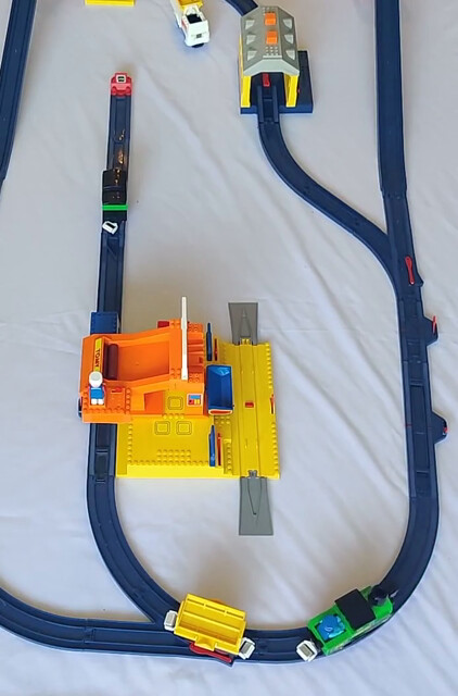1992 accessory doll europe rail set tomy tomytrain toy train tt_tomytrain_3_(1991) video // 696x1054, 12.7s // 1.7MB
