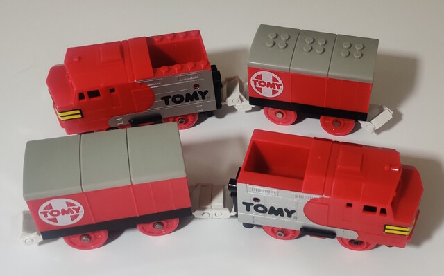 1988 1993 europe north_america power_car tomy tomytrain toy train // 2289x1426 // 810KB