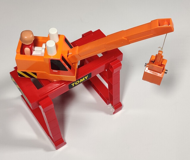 1993 accessory crane doll north_america tomy tomytrain toy tt_great_freight_train_set // 1892x1595 // 693KB