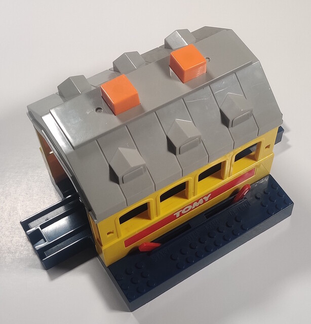 1993 north_america shed tomy tomytrain toy tt_great_freight_train_set // 1543x1608 // 635KB