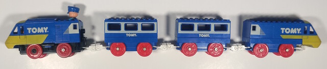 1992 doll europe power_car side tomy tomytrain toy train tt_inter-city // 3110x655 // 608KB