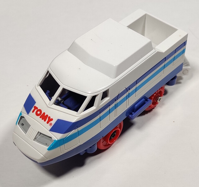 1994 europe hi-speed_express power_car tomy tomytrain toy train tt_tomytrain_2_(1994) // 1481x1394 // 485KB