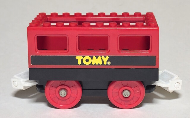 1991 europe tomy tomytrain toy train // 2954x1839 // 1.1MB